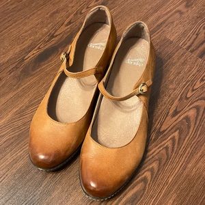 Dansko Lorelai Tan - Size 41